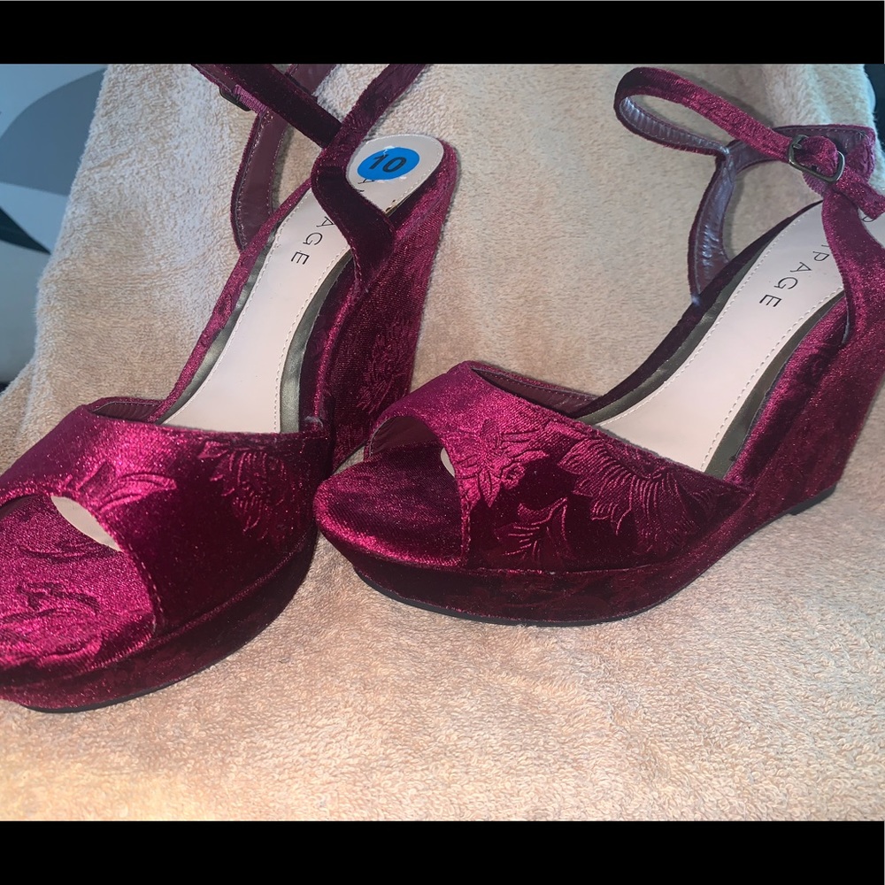 Velvet wedges by Rampage
